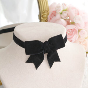 Elegance Black velvet Bow choker necklace , cute simple retro glam pretty jewelry day collar bowtie cute accessories, Handmade