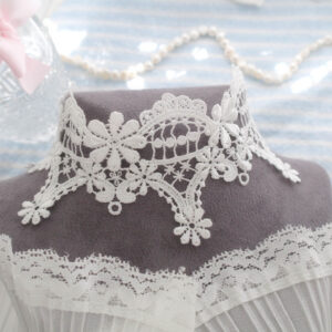 Victorian Style white lace wide choker necklace collar , elegance pattern timeless jewelry accessories