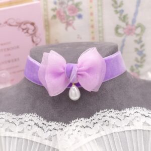 Lilac Purple Bow Velvet choker necklace, with a faux pearl pendant , elegance bowtie collar jewelry, classic stylish handmade accessories
