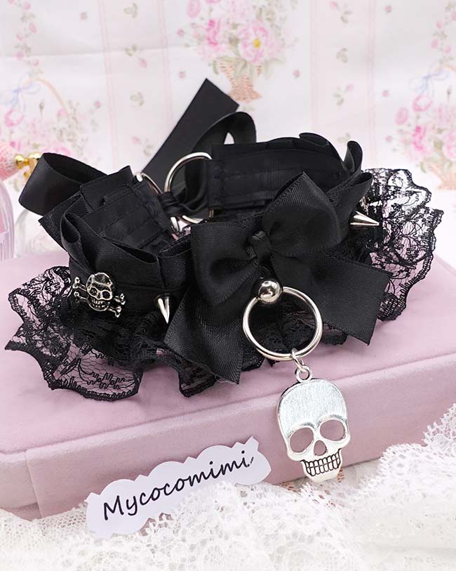 skull goth choker