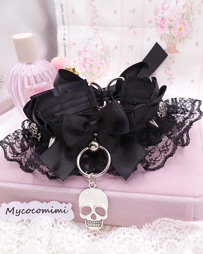 skull goth choker