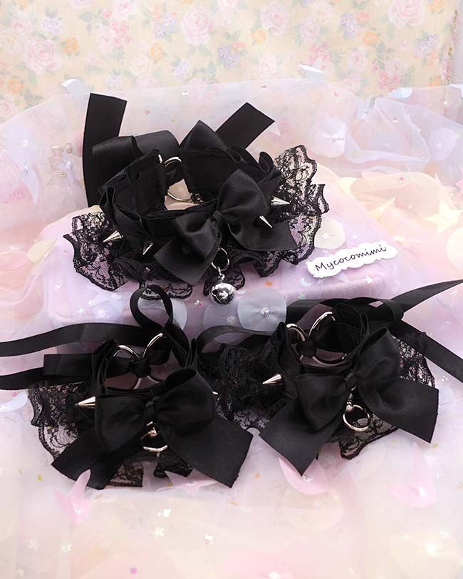 Spikes Black Kitten Pet Play Gear Collar and Cuffs Set, Lace Gothic Choker Bracelet with Bow Bell, Goth Jewelry Dark Anime Cosplay