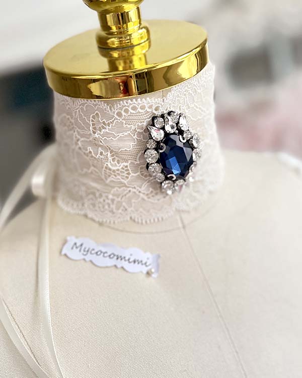 Light Beige Lace Choker Navy Blue Gem, Victorian Collar Necklace, Rococo Ribbon Tie Bridal Jewelry, Romantic Princess Core Gift for Her - Image 4