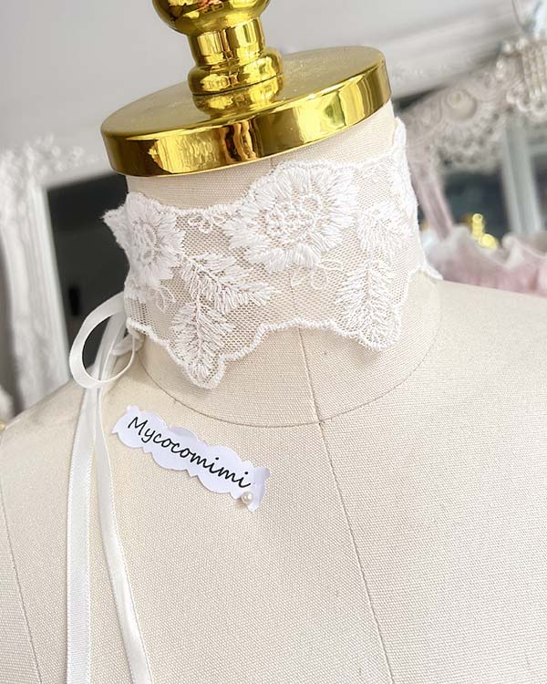 White Flower Lace Choker, Angelic Bridal Collar Necklace, Victorian Rococo Ribbon Tie Jewelry, Minimalist Romantic Choker Gift for Her